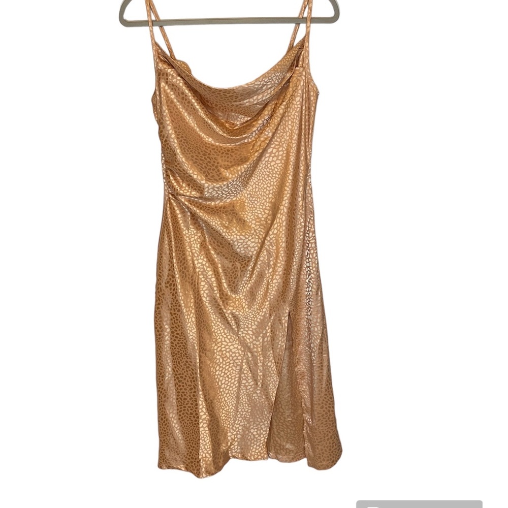 NWT GLAMAKER CHAMPAGNE LEOPARD PRINT SILKY FRONT DRAPED MINI SIZE M